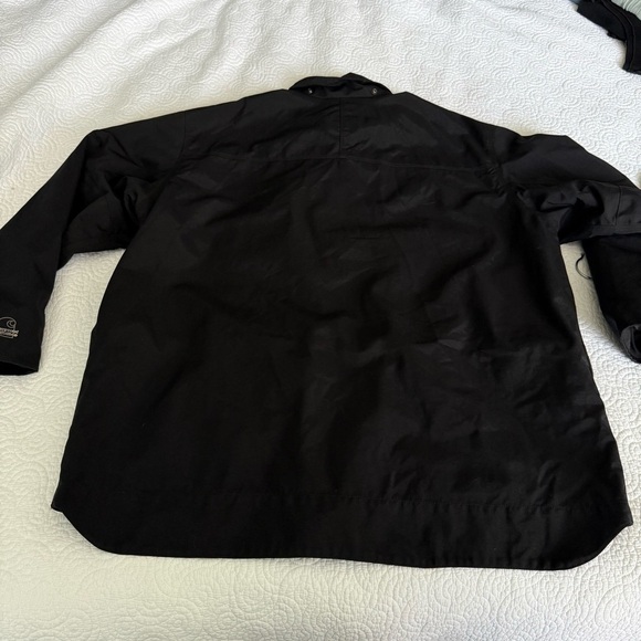 Carhartt Black Weather-Resistant Minimalist Design - Picture 15 of 16